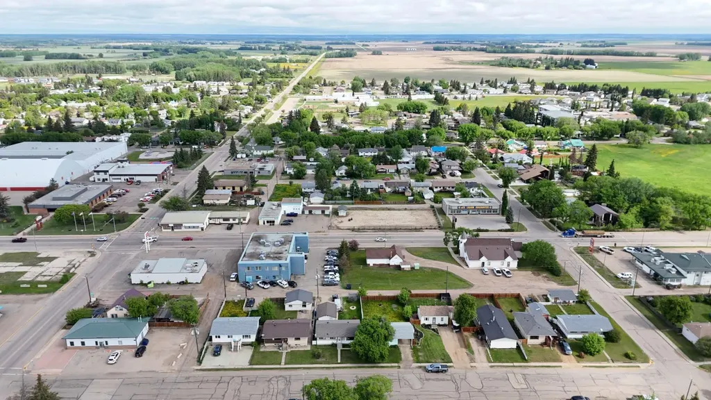 4720 52 Avenue High Prairie AB T0G 1E0