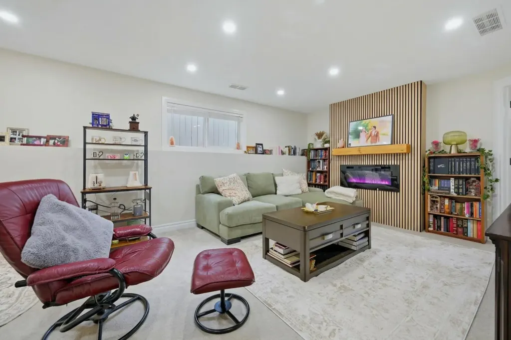 953 Cranston Drive SE Calgary AB T3M1B2