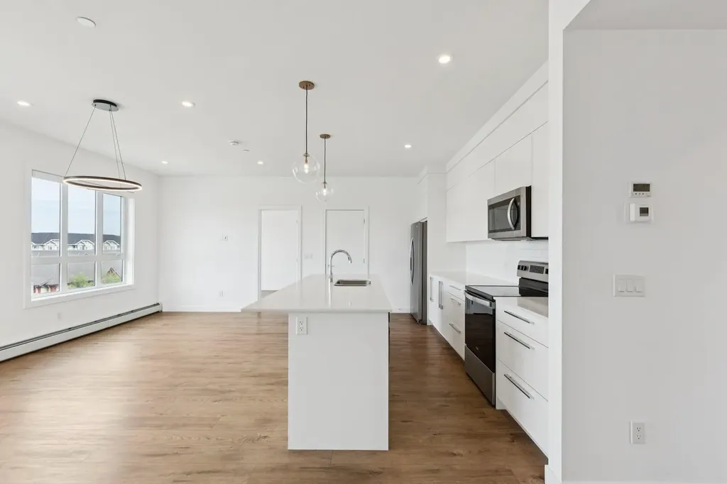 60 Skyview Ranch Road NE Calgary AB T3N 2J8