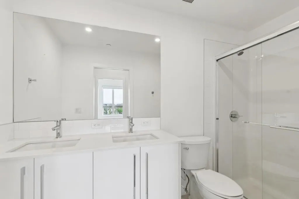 60 Skyview Ranch Road NE Calgary AB T3N 2J8