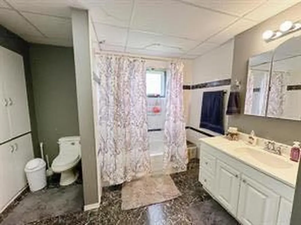 5009 50 Valleyview AB T0H3C0
