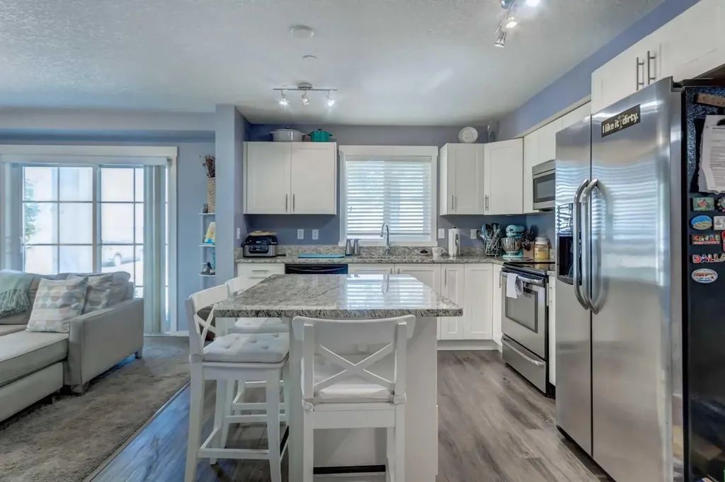 755 Copperpond Boulevard SE Calgary AB T2Z 4R2