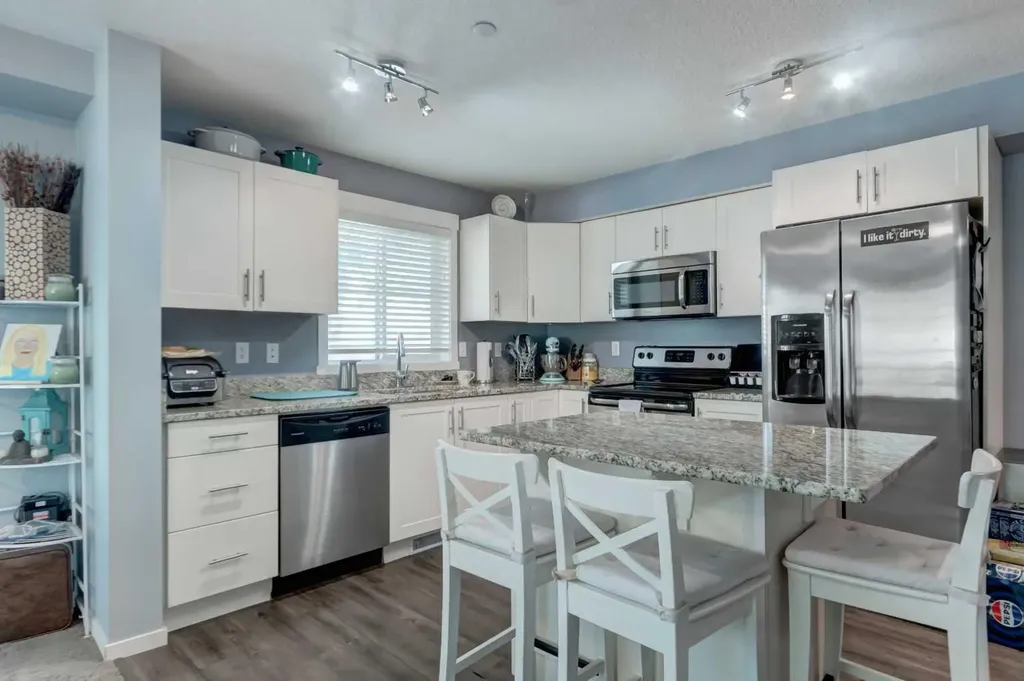 755 Copperpond Boulevard SE Calgary AB T2Z 4R2