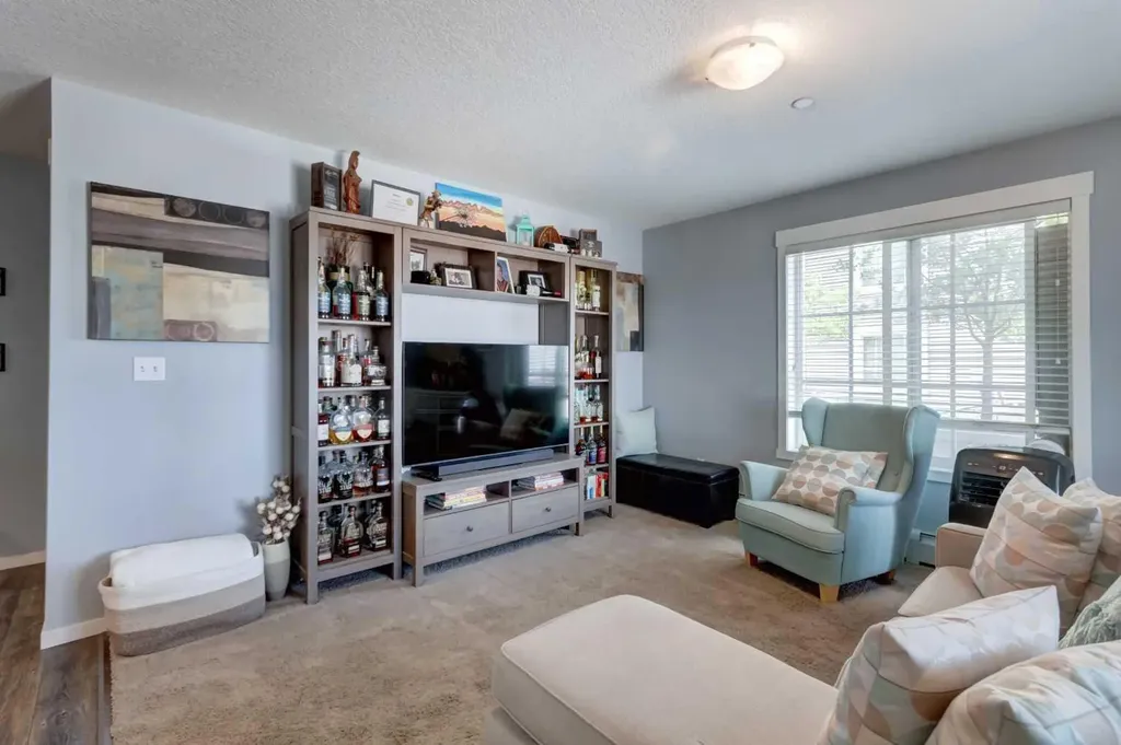 755 Copperpond Boulevard SE Calgary AB T2Z 4R2