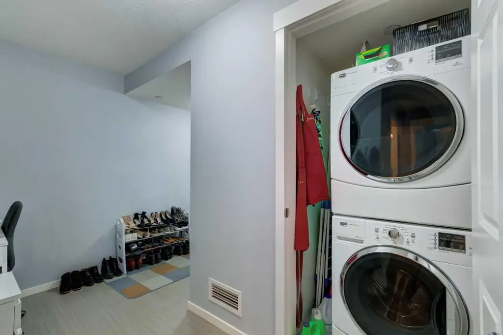 755 Copperpond Boulevard SE Calgary AB T2Z 4R2