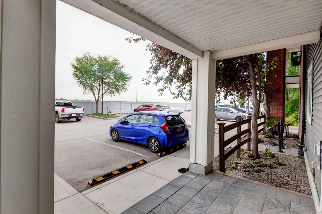 755 Copperpond Boulevard SE Calgary AB T2Z 4R2