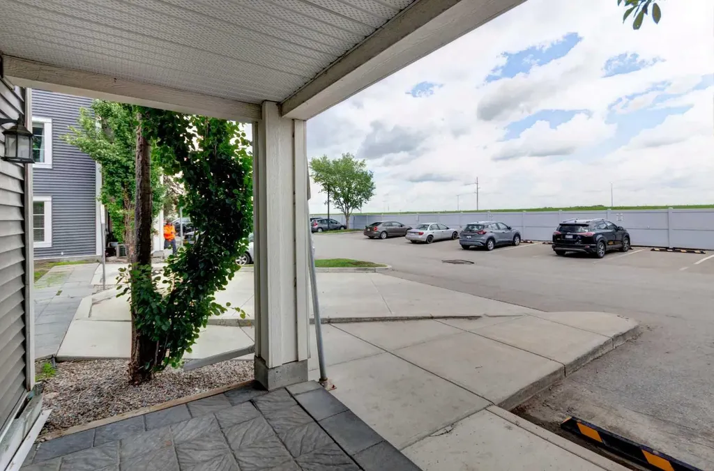 755 Copperpond Boulevard SE Calgary AB T2Z 4R2