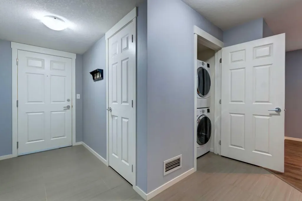 755 Copperpond Boulevard SE Calgary AB T2Z 4R2