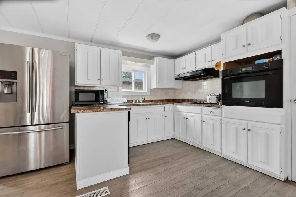 411 Kannell Drive NE High River AB T1V 1J6