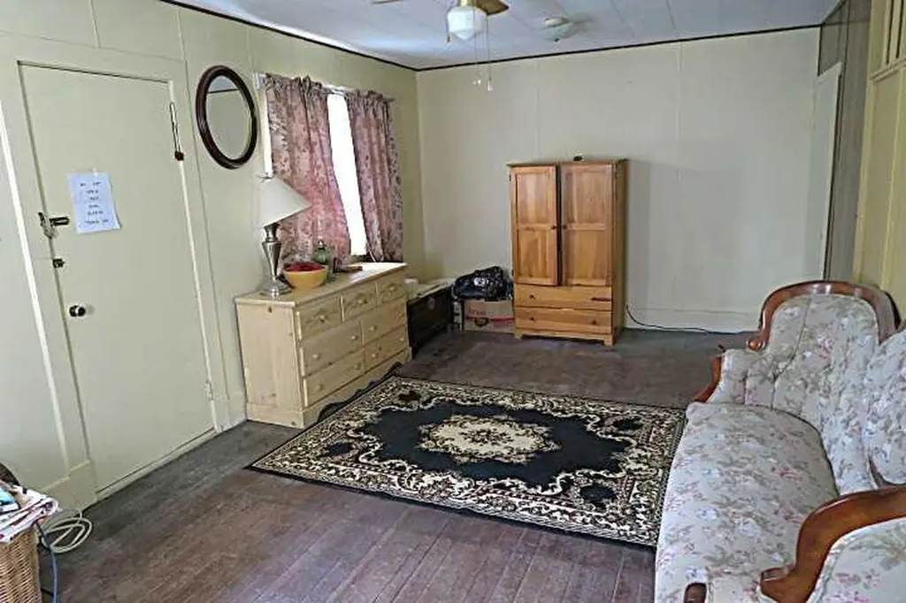 217 1 Street N Lomond AB T0L 1G0