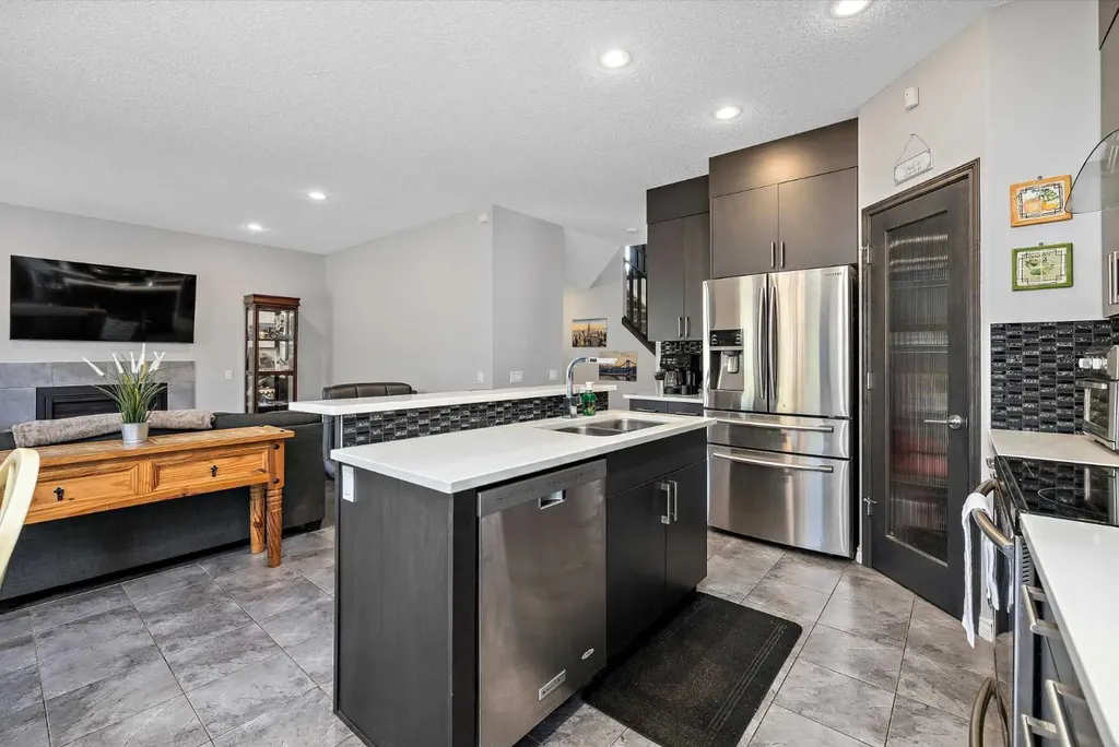 17312 126 Street Edmonton AB T5X 0J9