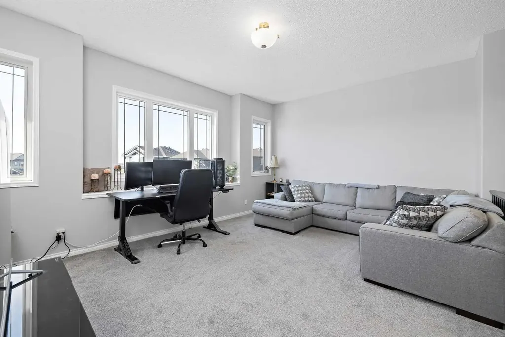 17312 126 Street Edmonton AB T5X 0J9