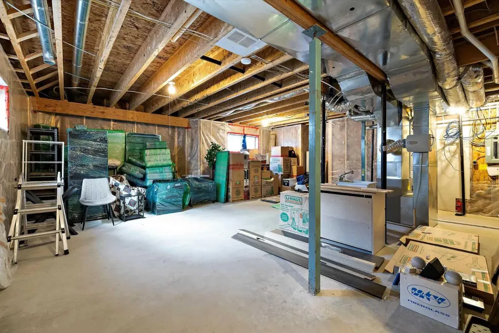 17312 126 Street Edmonton AB T5X 0J9