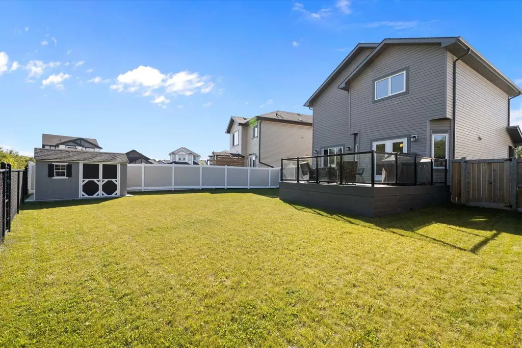 17312 126 Street Edmonton AB T5X 0J9