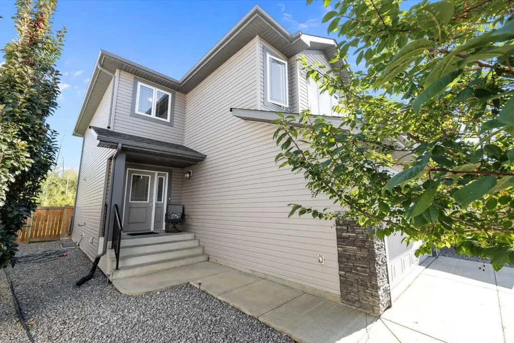 17312 126 Street Edmonton AB T5X 0J9