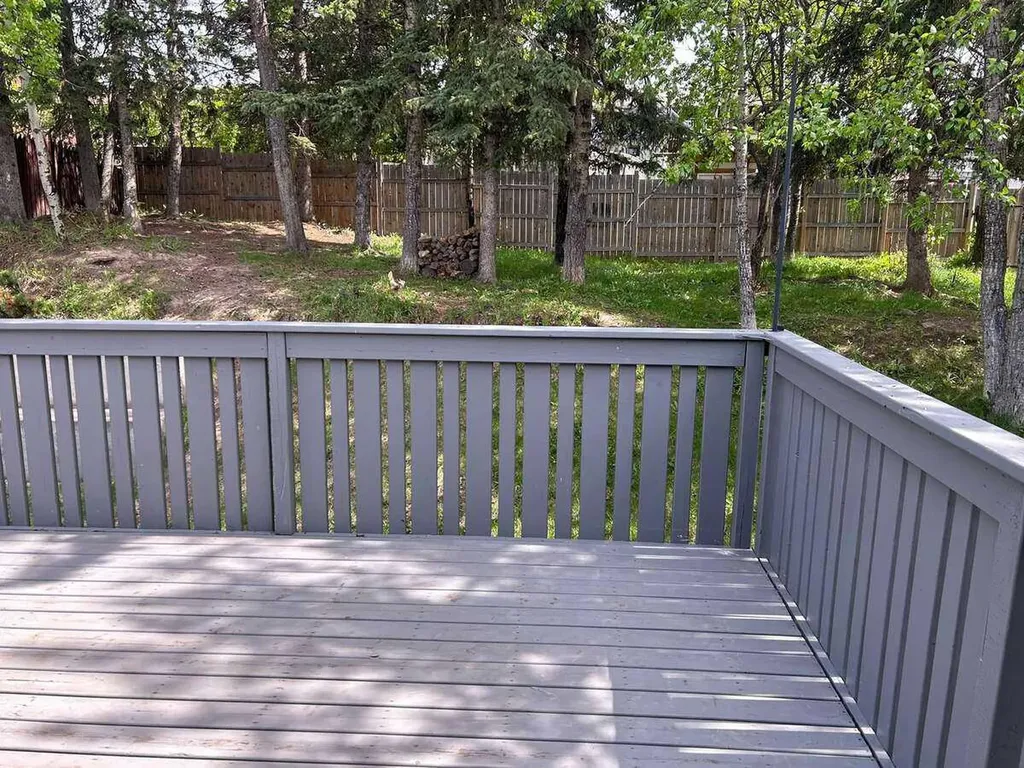 10629 104 Avenue Grande Cache AB T0E 0Y0