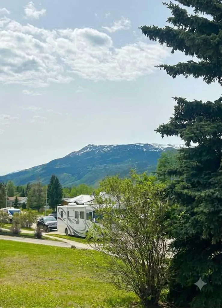 10629 104 Avenue Grande Cache AB T0E 0Y0