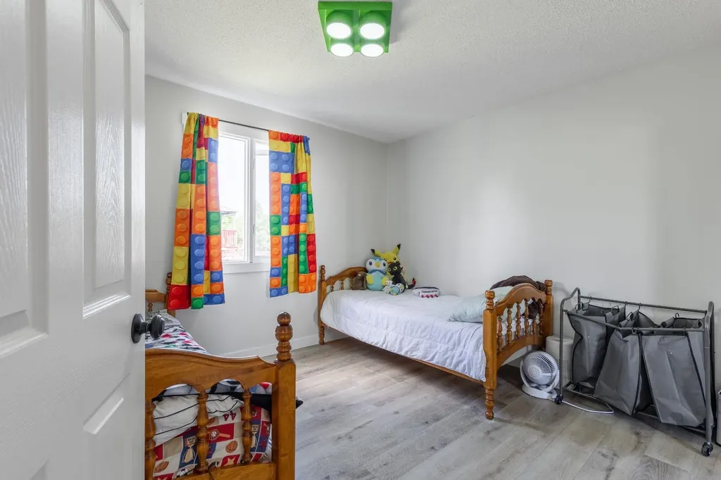 593 3 Avenue W Cardston AB T0K 0K0
