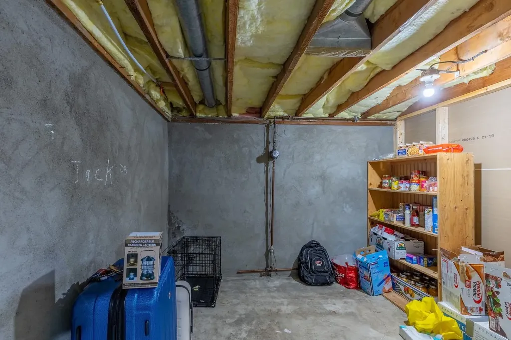593 3 Avenue W Cardston AB T0K 0K0