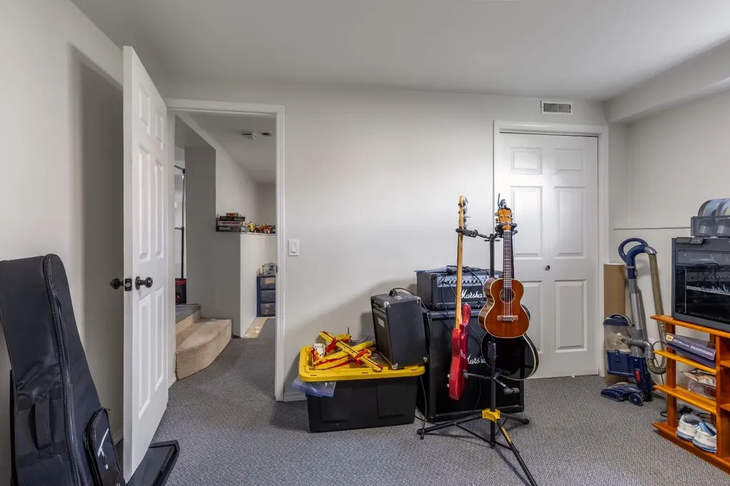 593 3 Avenue W Cardston AB T0K 0K0