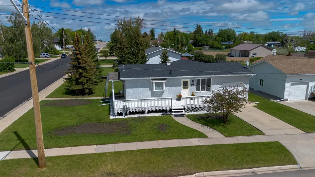 593 3 Avenue W Cardston AB T0K 0K0