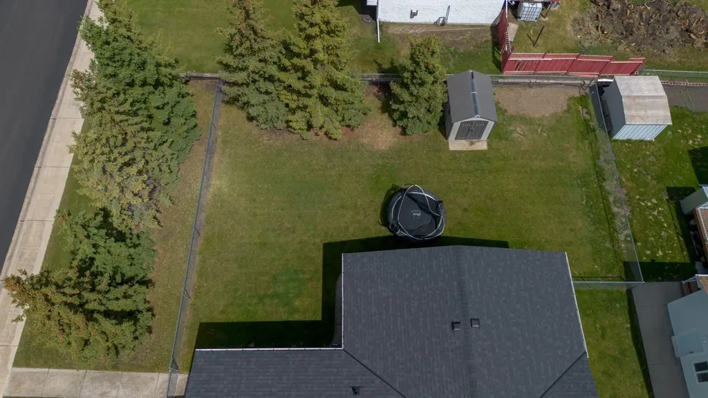 593 3 Avenue W Cardston AB T0K 0K0