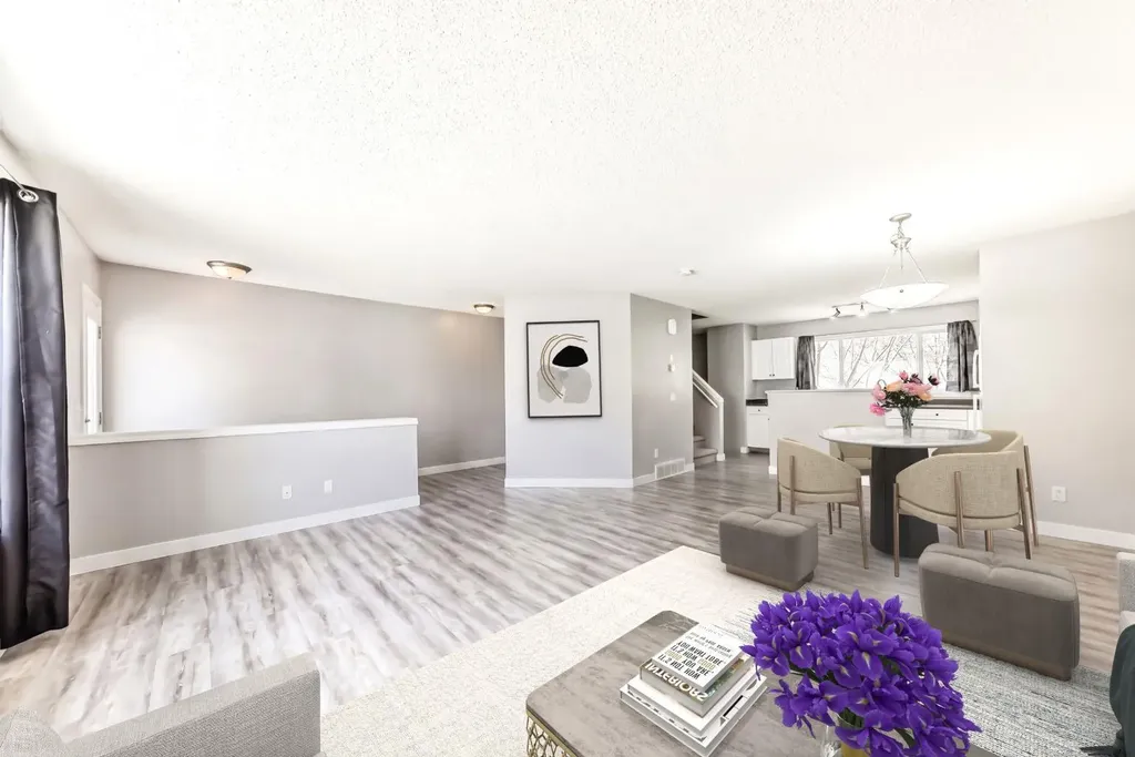 252 Prestwick Acres Lane SE Calgary AB T2Z 3Y2