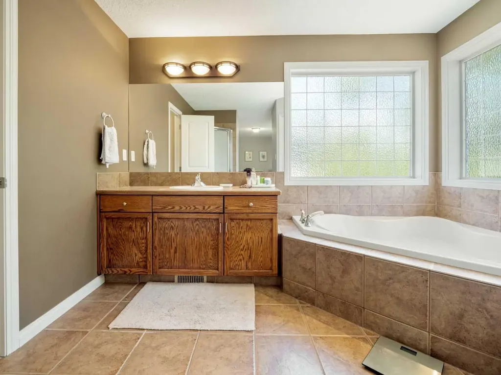 111 Fairmont Road S Lethbridge AB T1K 8C8