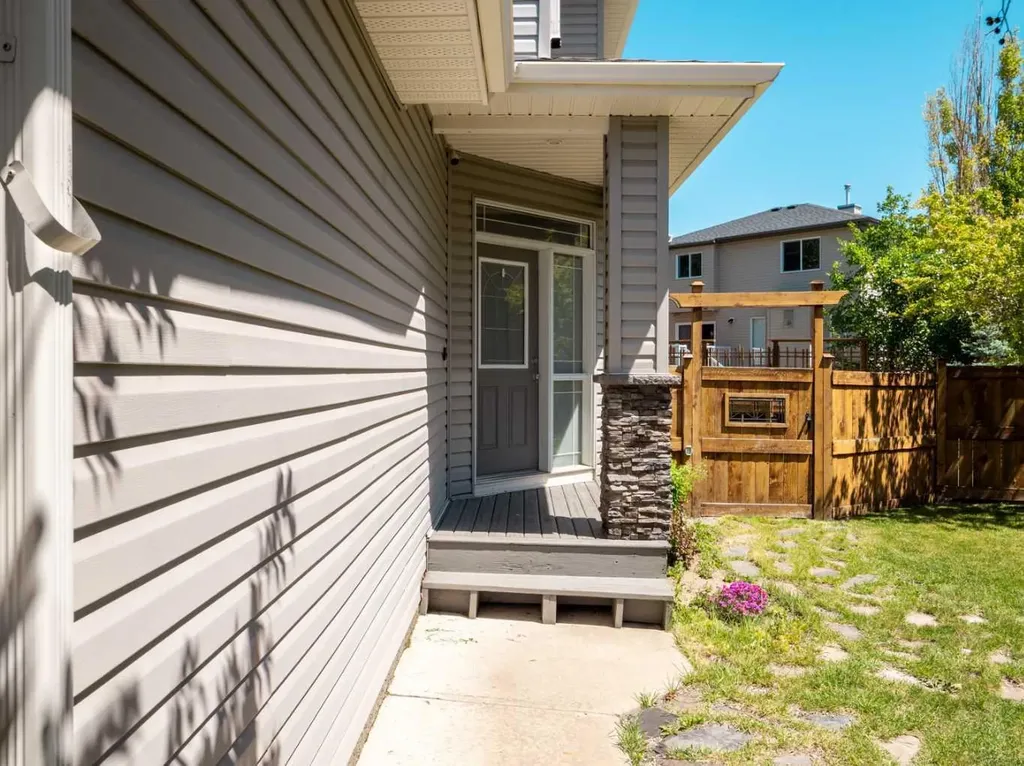 111 Fairmont Road S Lethbridge AB T1K 8C8
