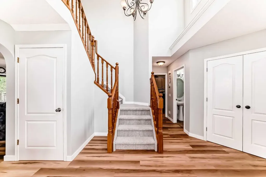 167 Fairways Close NW Airdrie AB T4B 2P4
