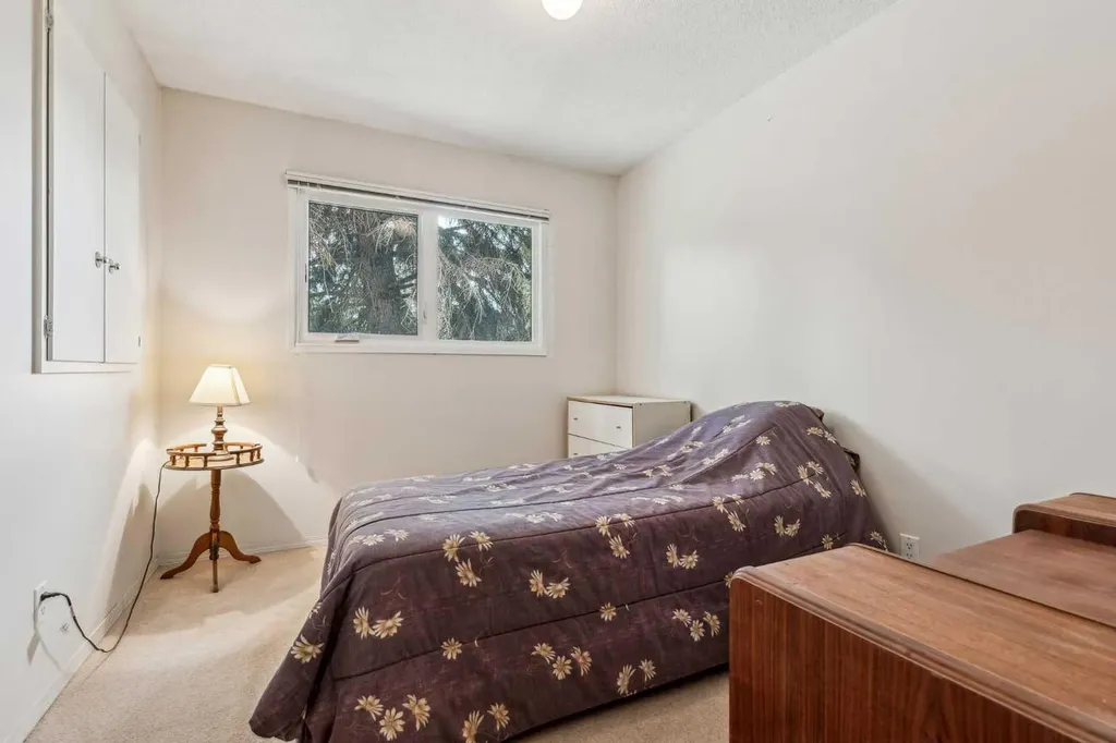 201 11 Avenue SW High River AB T0L1B0