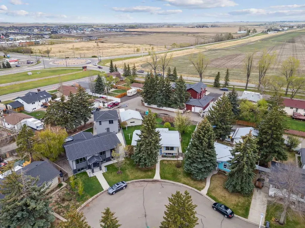 201 11 Avenue SW High River AB T0L1B0