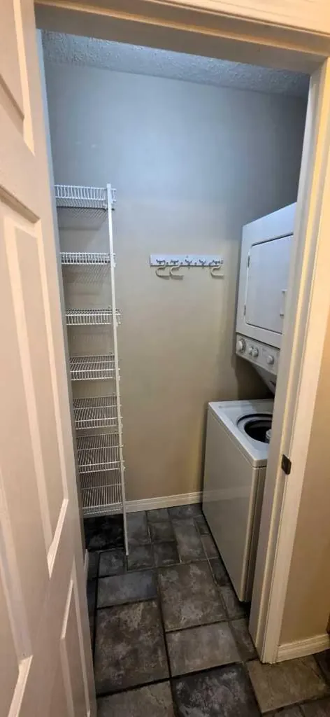 117 23 Avenue SW Calgary AB T2S 0H9