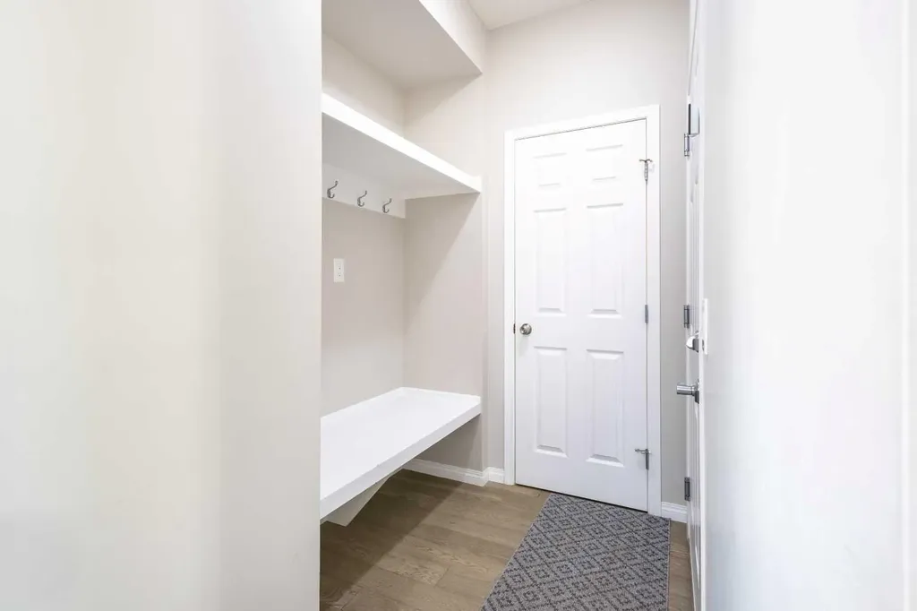 62 Carrington Rise NW Calgary AB T3P 0Y8