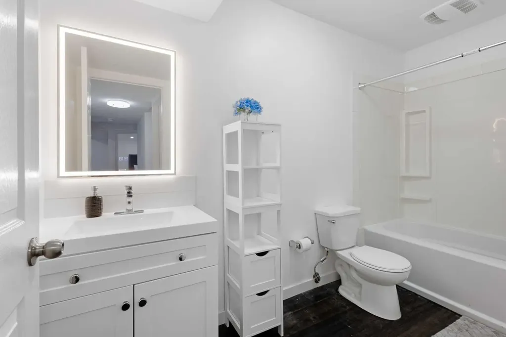 62 Carrington Rise NW Calgary AB T3P 0Y8