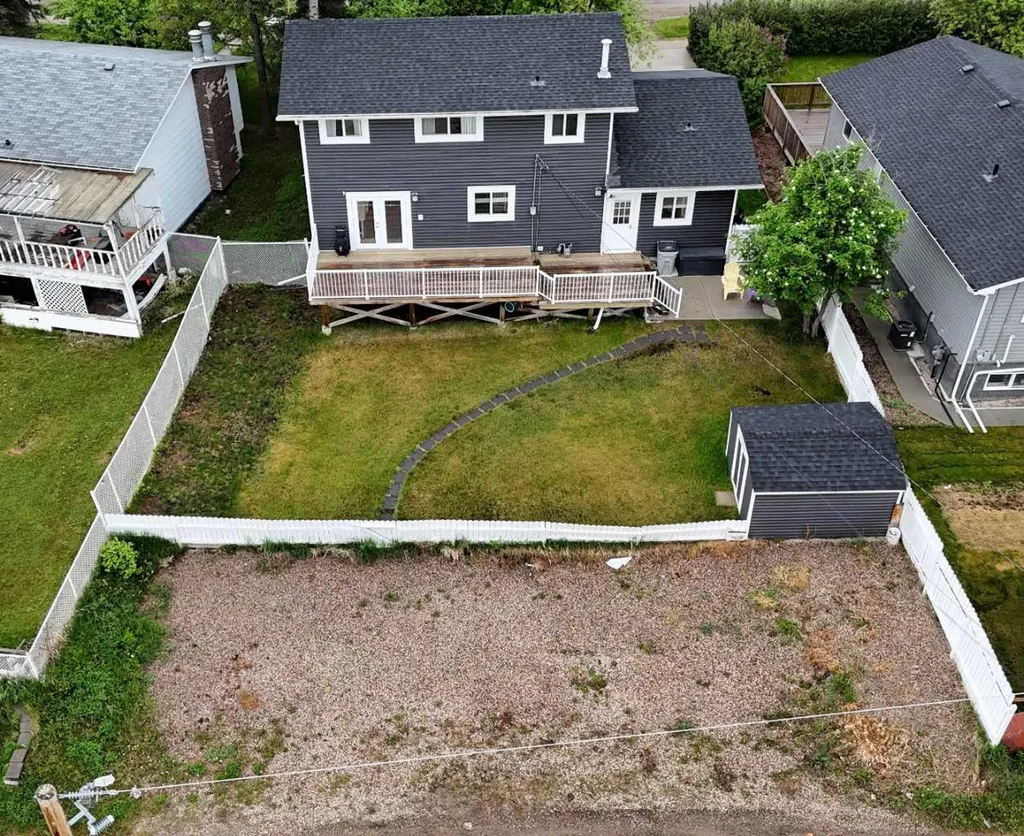 5105 13 Avenue Edson AB T7E1E9