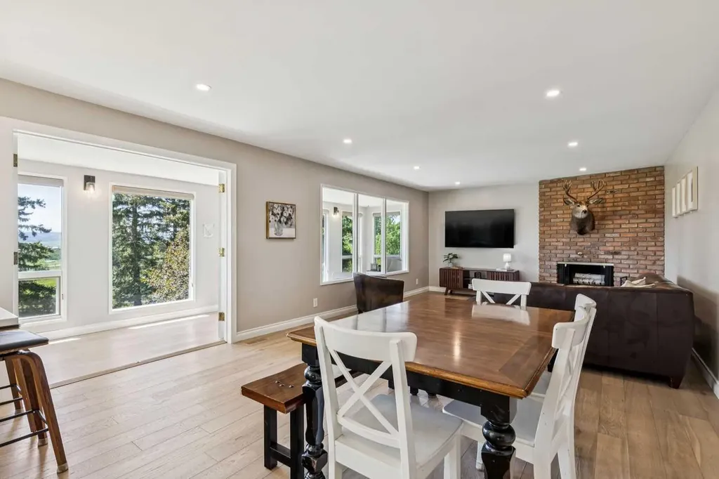 80018 226 Avenue W Rural Foothills County AB T1S 2Z1
