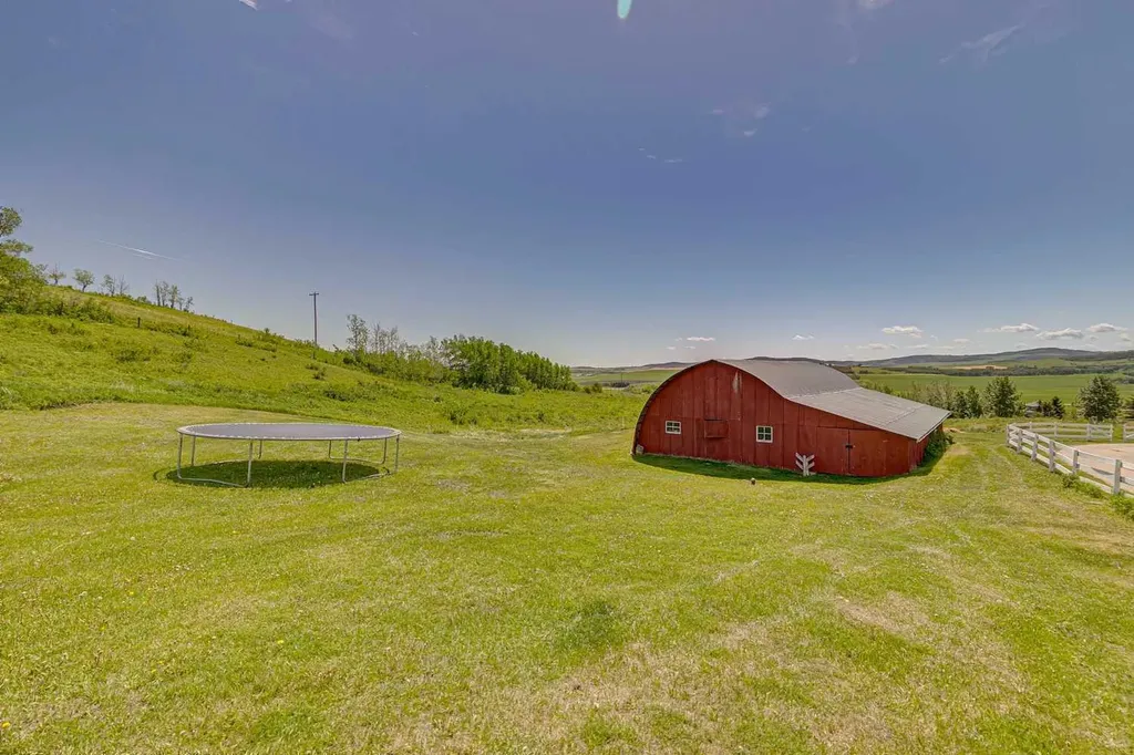 80018 226 Avenue W Rural Foothills County AB T1S 2Z1