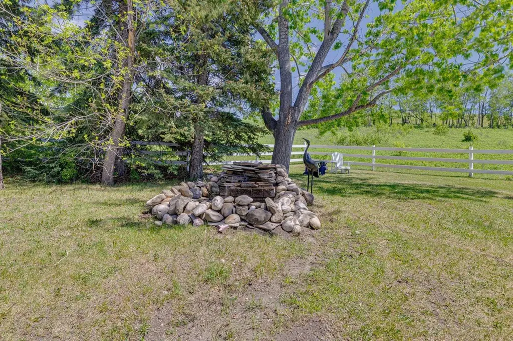 80018 226 Avenue W Rural Foothills County AB T1S 2Z1