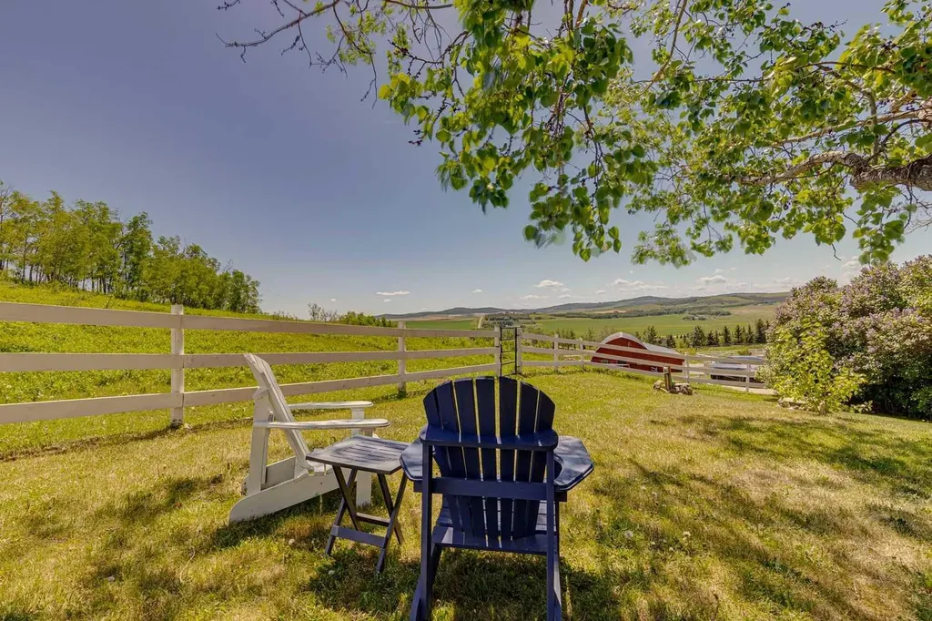 80018 226 Avenue W Rural Foothills County AB T1S 2Z1
