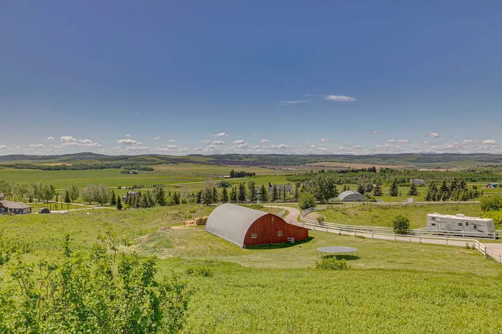 80018 226 Avenue W Rural Foothills County AB T1S 2Z1