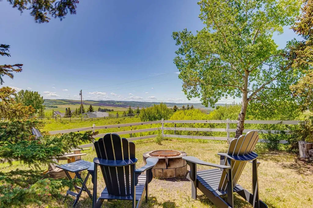 80018 226 Avenue W Rural Foothills County AB T1S 2Z1