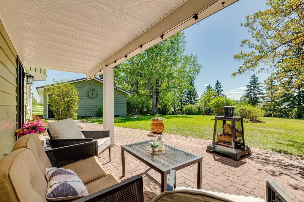 80018 226 Avenue W Rural Foothills County AB T1S 2Z1