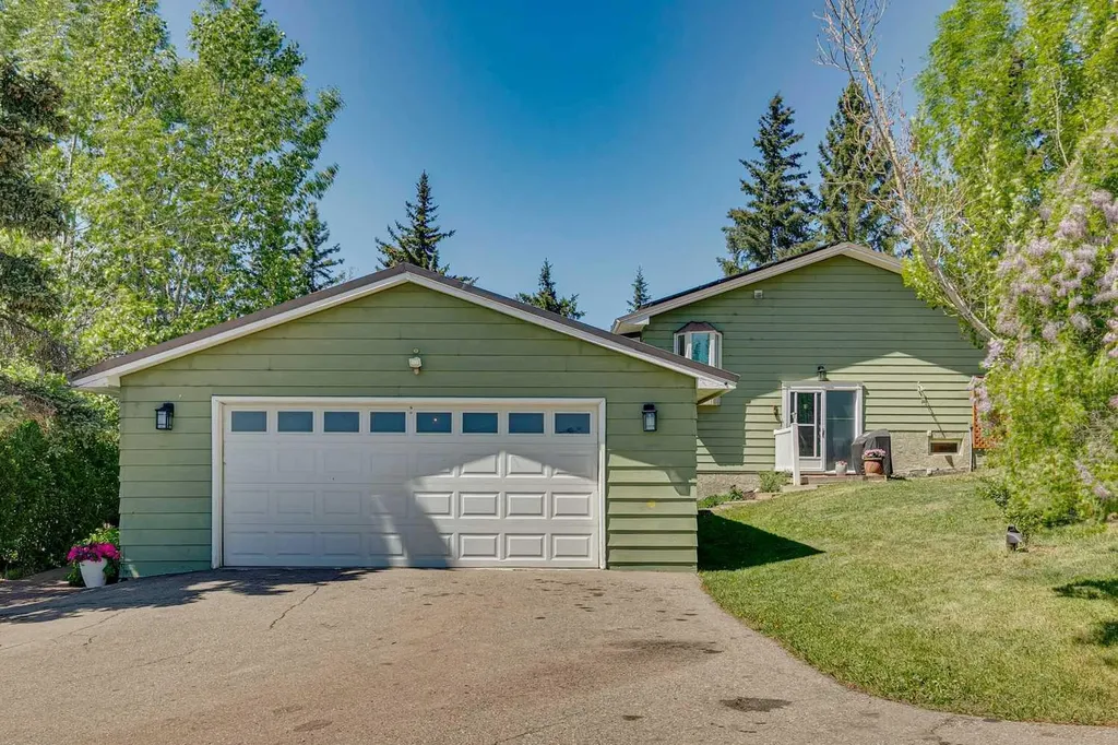 80018 226 Avenue W Rural Foothills County AB T1S 2Z1