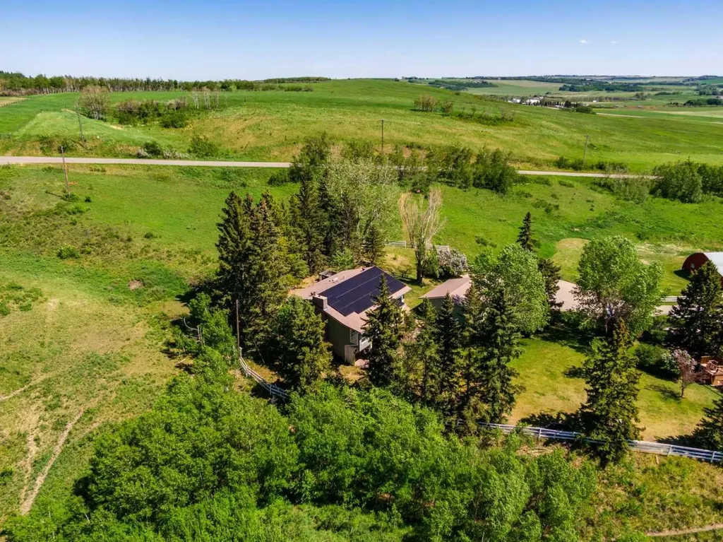 80018 226 Avenue W Rural Foothills County AB T1S 2Z1