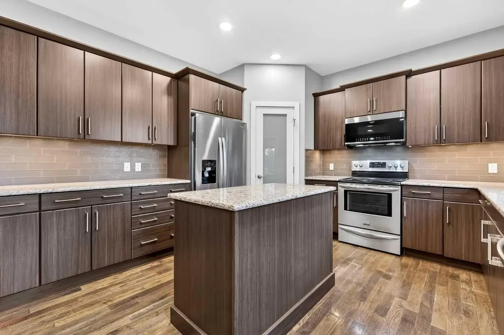 55 Hanson Way NE Langdon AB T0J 1X1