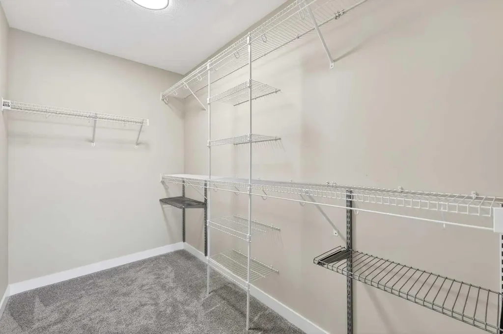 55 Hanson Way NE Langdon AB T0J 1X1