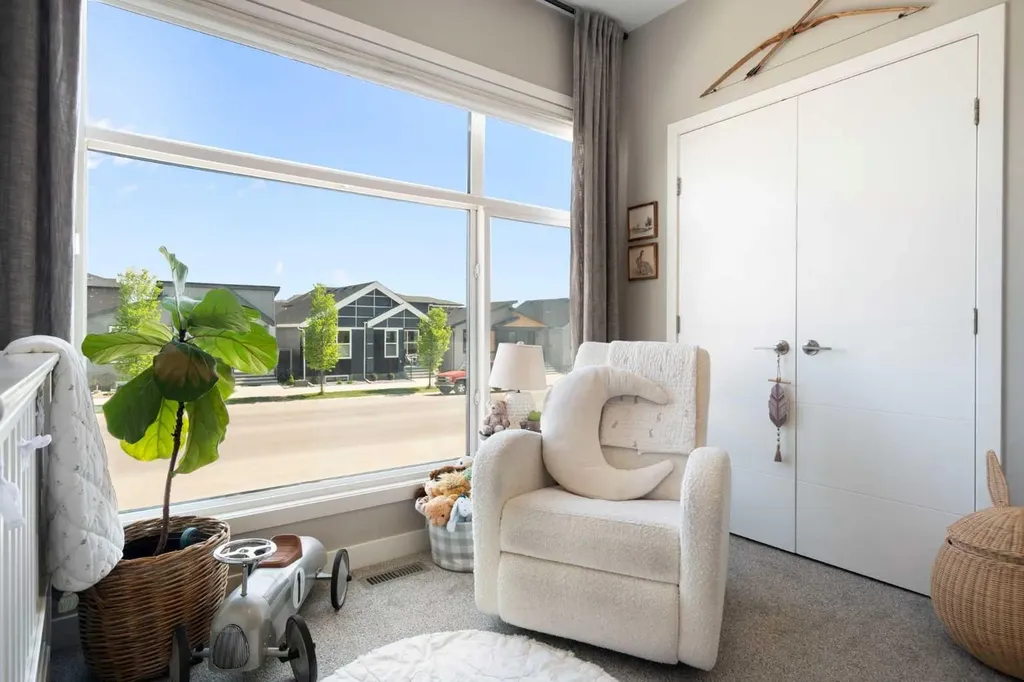 3872 202 Avenue SE Calgary AB T3M 3G2