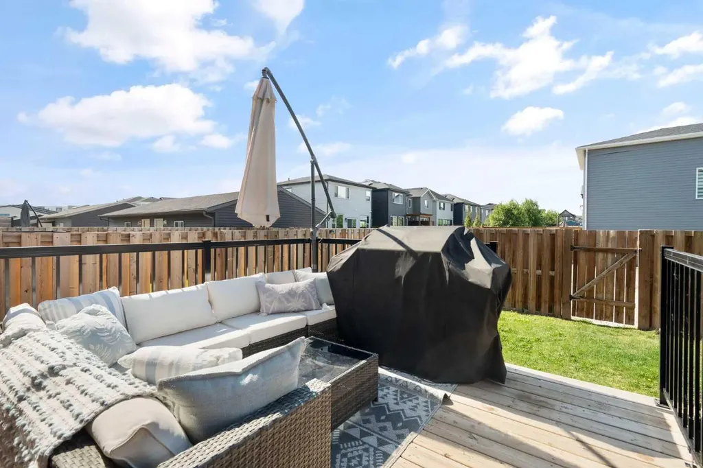 3872 202 Avenue SE Calgary AB T3M 3G2
