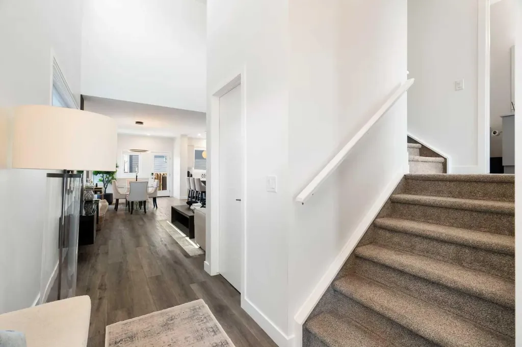 3872 202 Avenue SE Calgary AB T3M 3G2